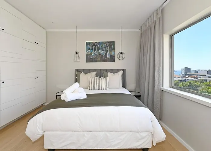 Eden - 2Bed Getaway In Bantry Bay With Views Of Lions Head