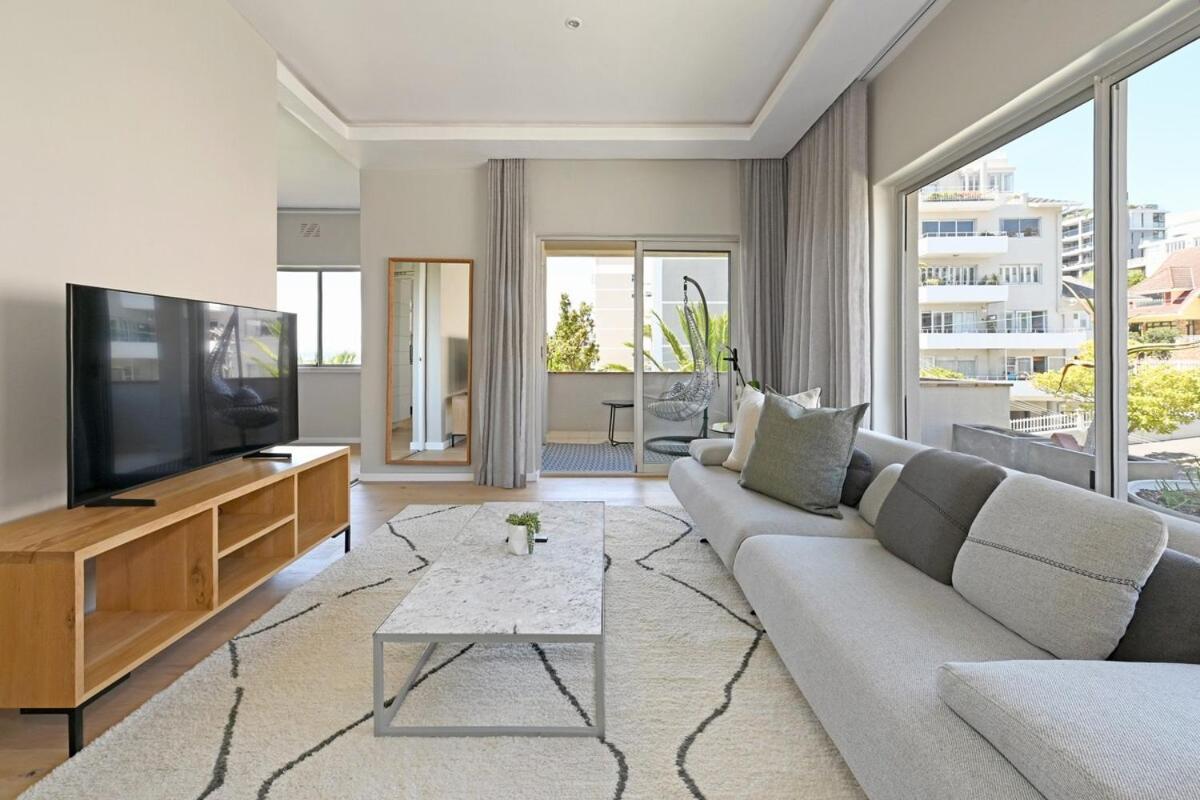 Eden - 2bed Getaway In Bantry Bay With Views Of Lions Head